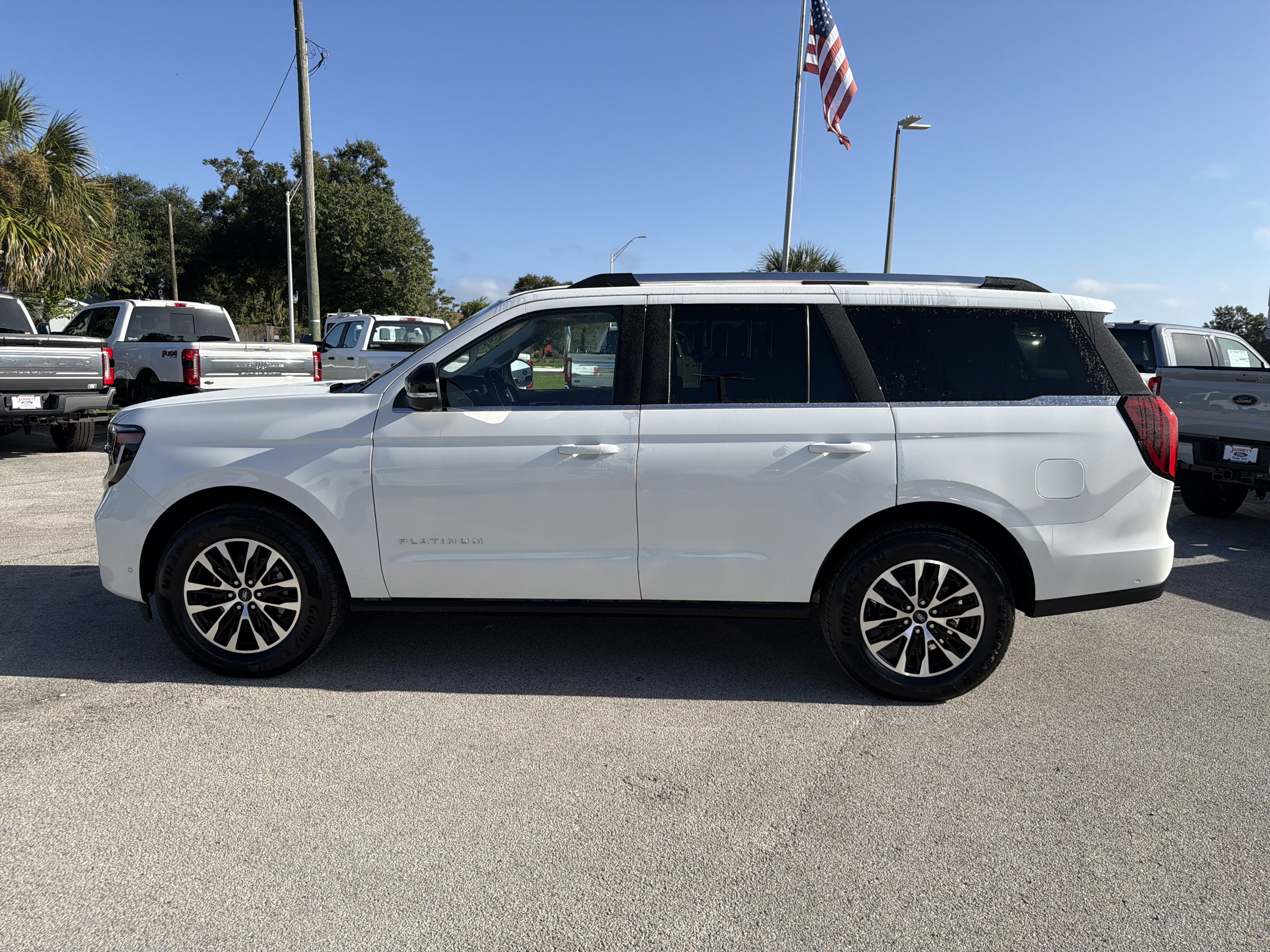 2025 Ford Expedition Platinum