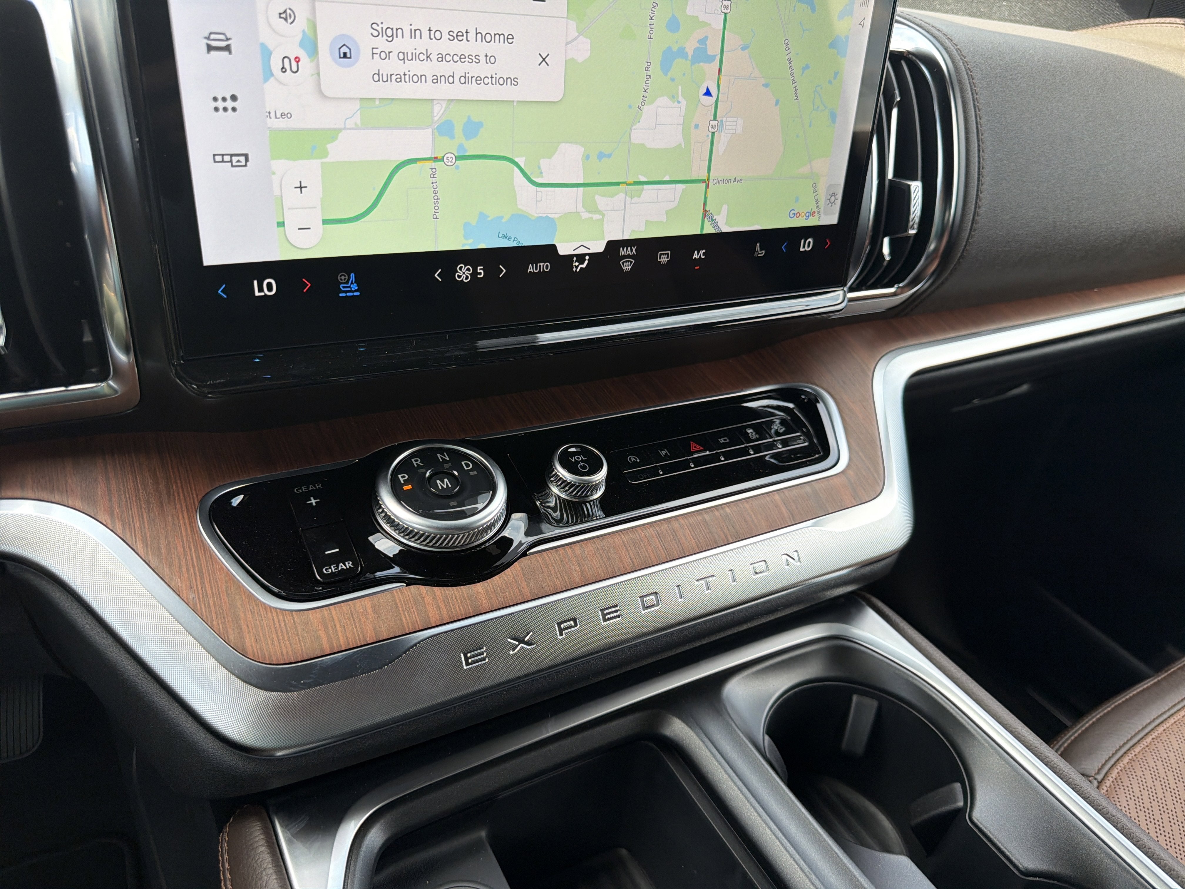 2026 Ford Expedition King Ranch