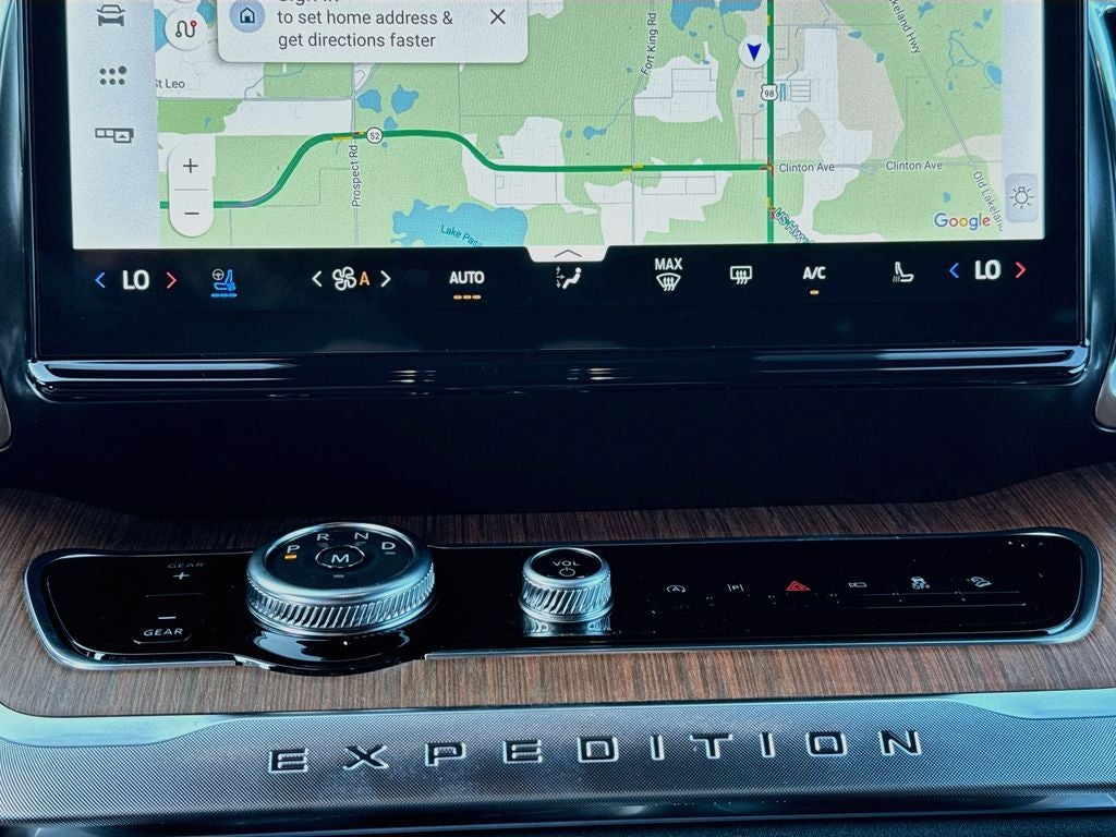 2027 Ford Expedition King Ranch
