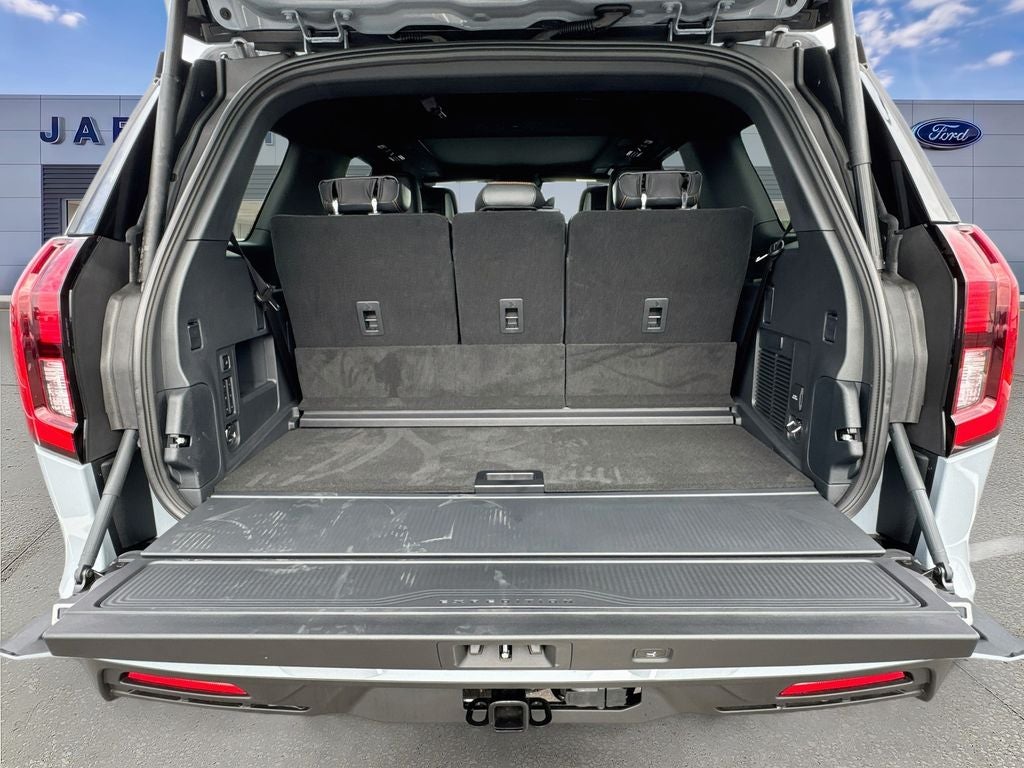 2027 Ford Expedition Tremor