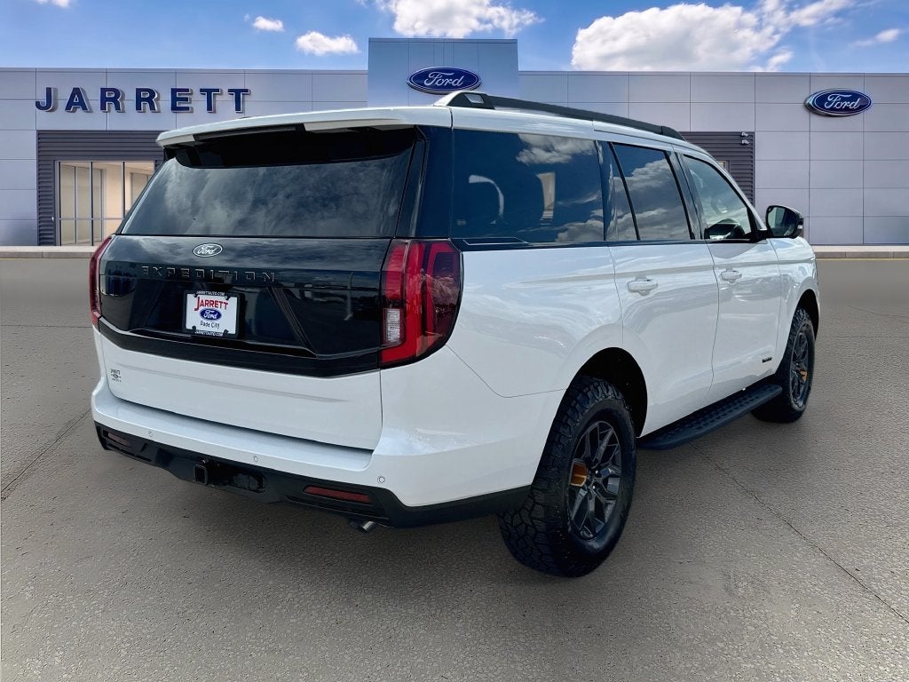 2027 Ford Expedition Tremor