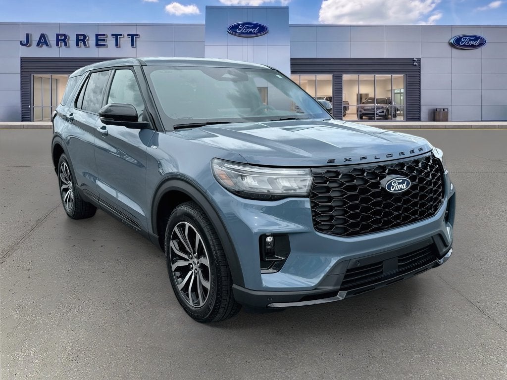 2027 Ford Explorer ST-Line