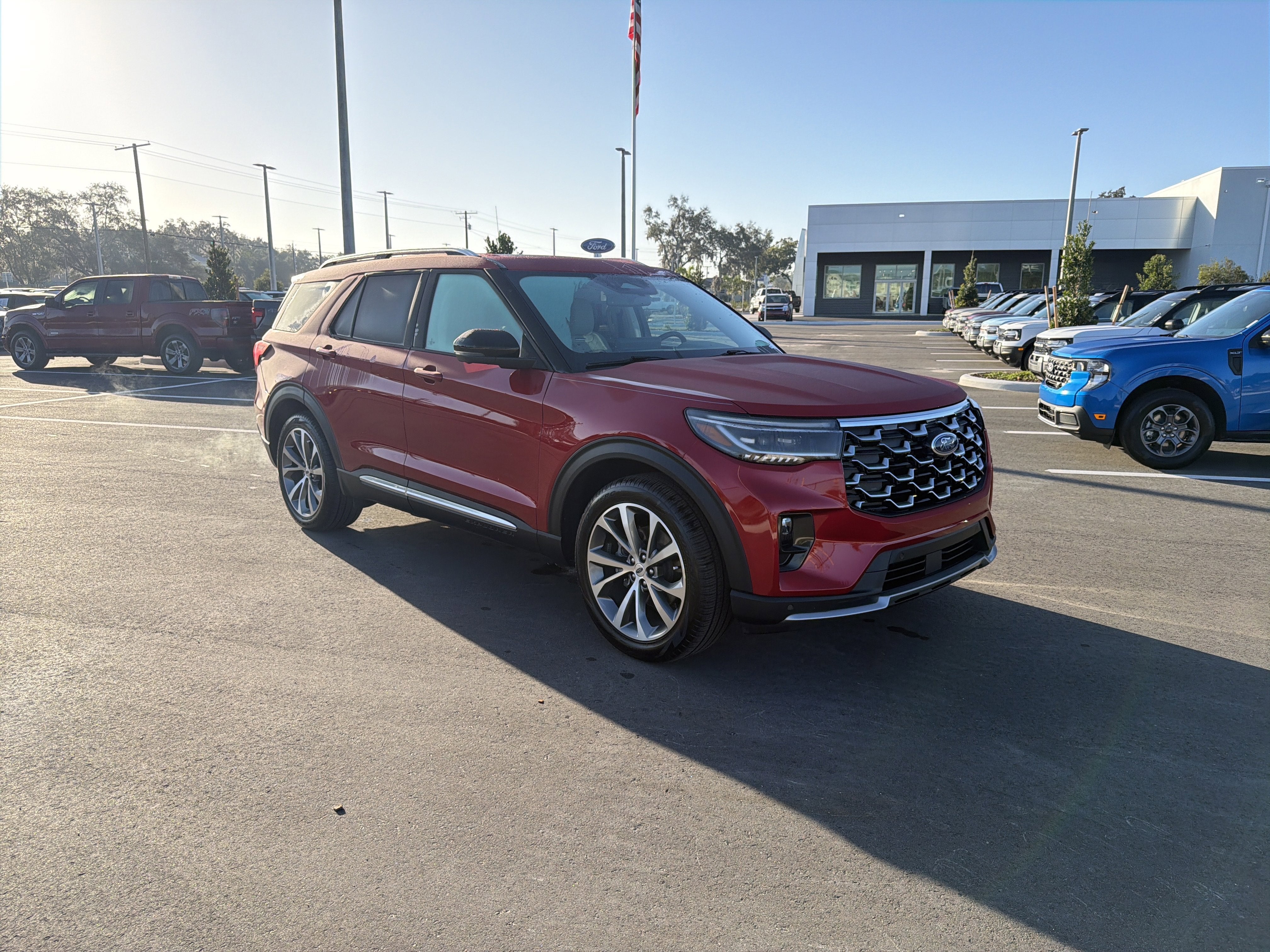2025 Ford Explorer Platinum