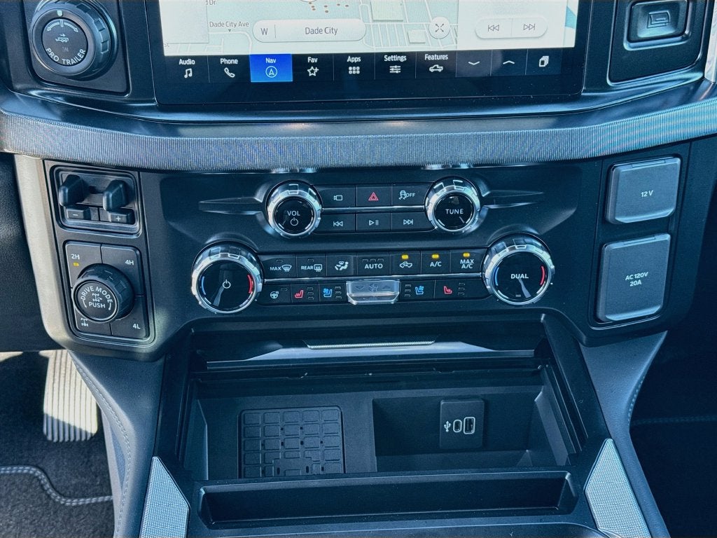 2027 Ford F-250SD Platinum