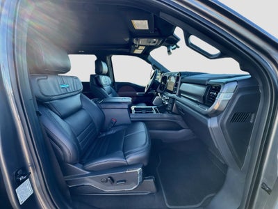 2027 Ford F-250SD Platinum