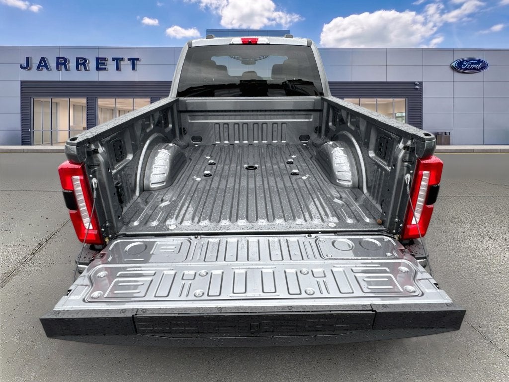 2027 Ford F-250SD XLT