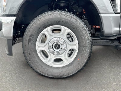 2027 Ford F-250SD XLT