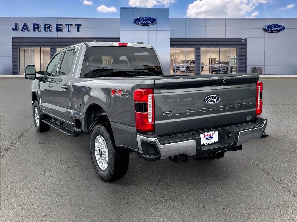 2027 Ford F-250SD XLT