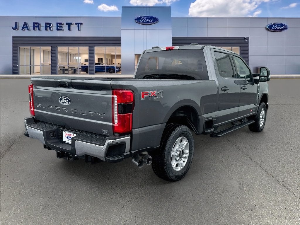 2027 Ford F-250SD XLT