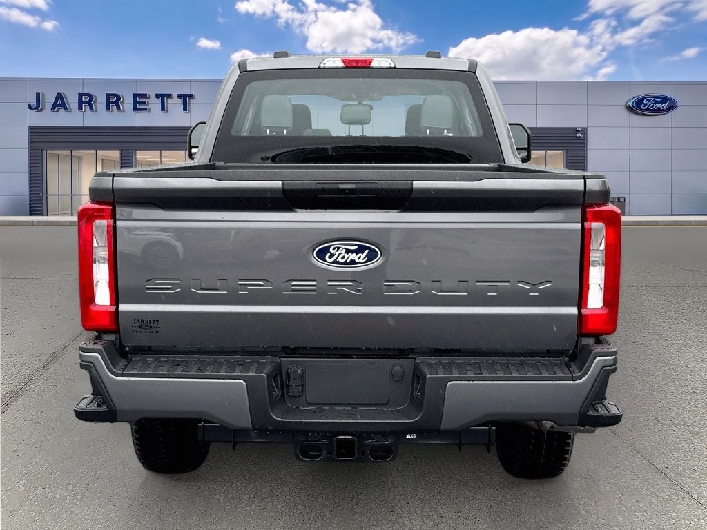 2027 Ford F-250SD XL