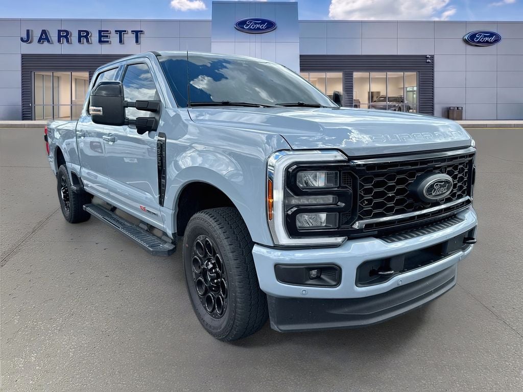 2025 Ford F-350SD Lariat
