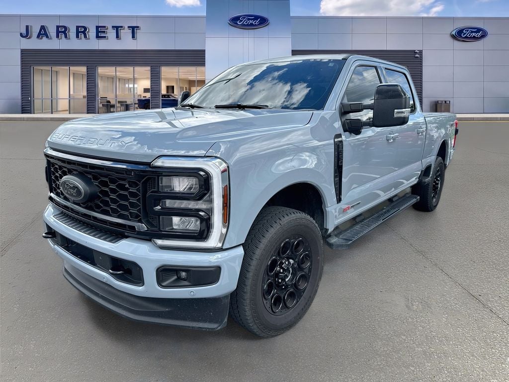2025 Ford F-350SD Lariat