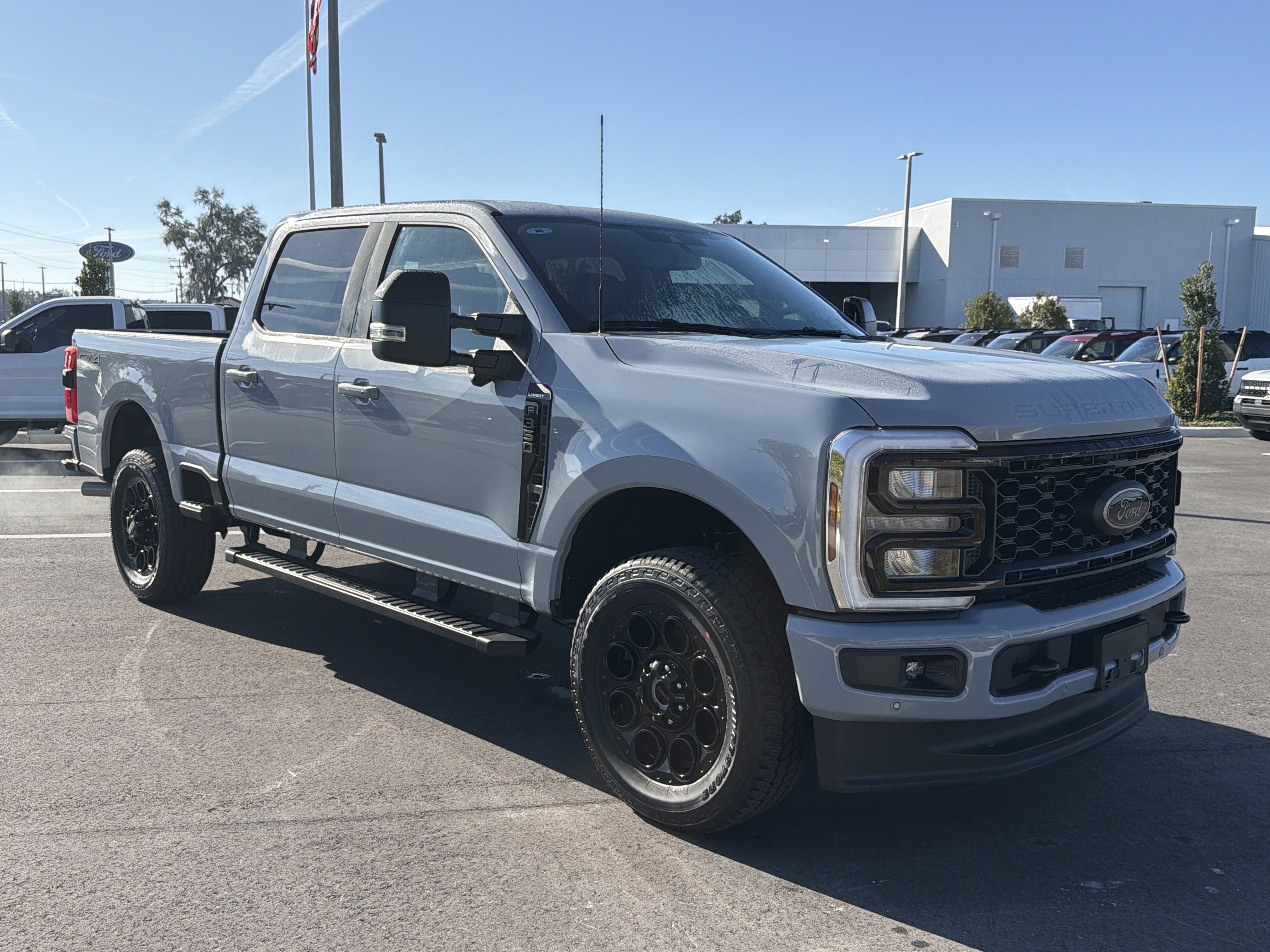 2026 Ford F-350SD Lariat