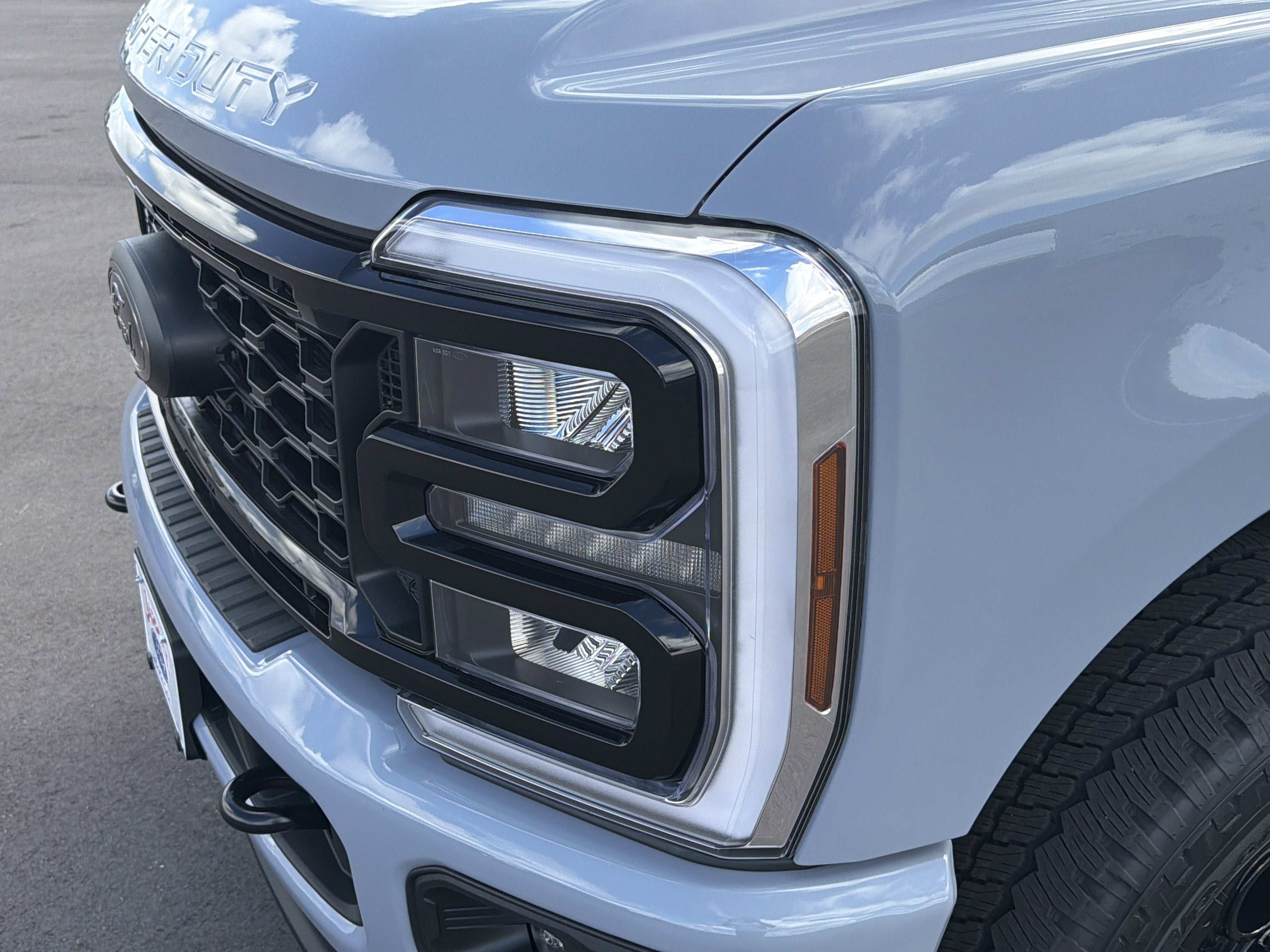 2026 Ford F-350SD Lariat