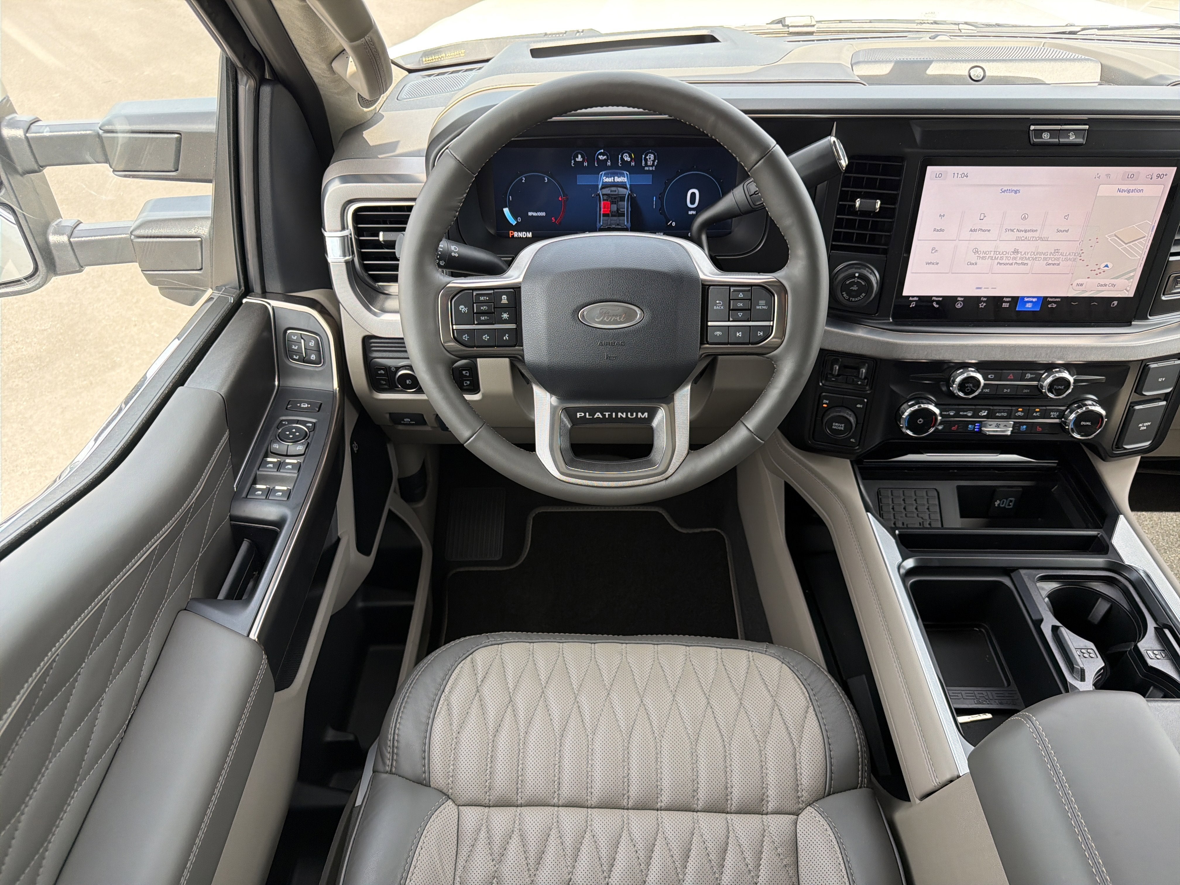 2026 Ford F-350SD Platinum DRW