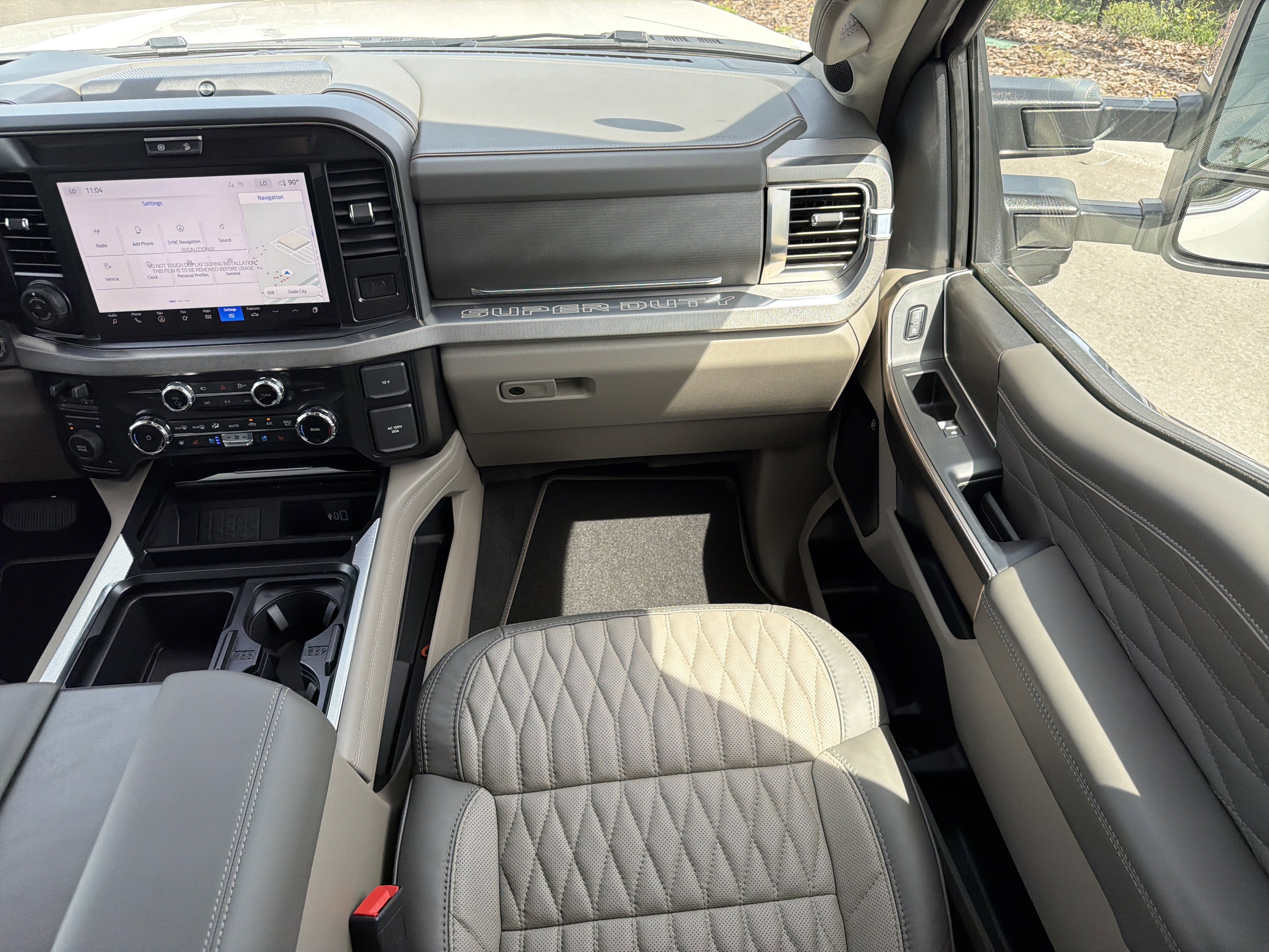 2026 Ford F-350SD Platinum DRW