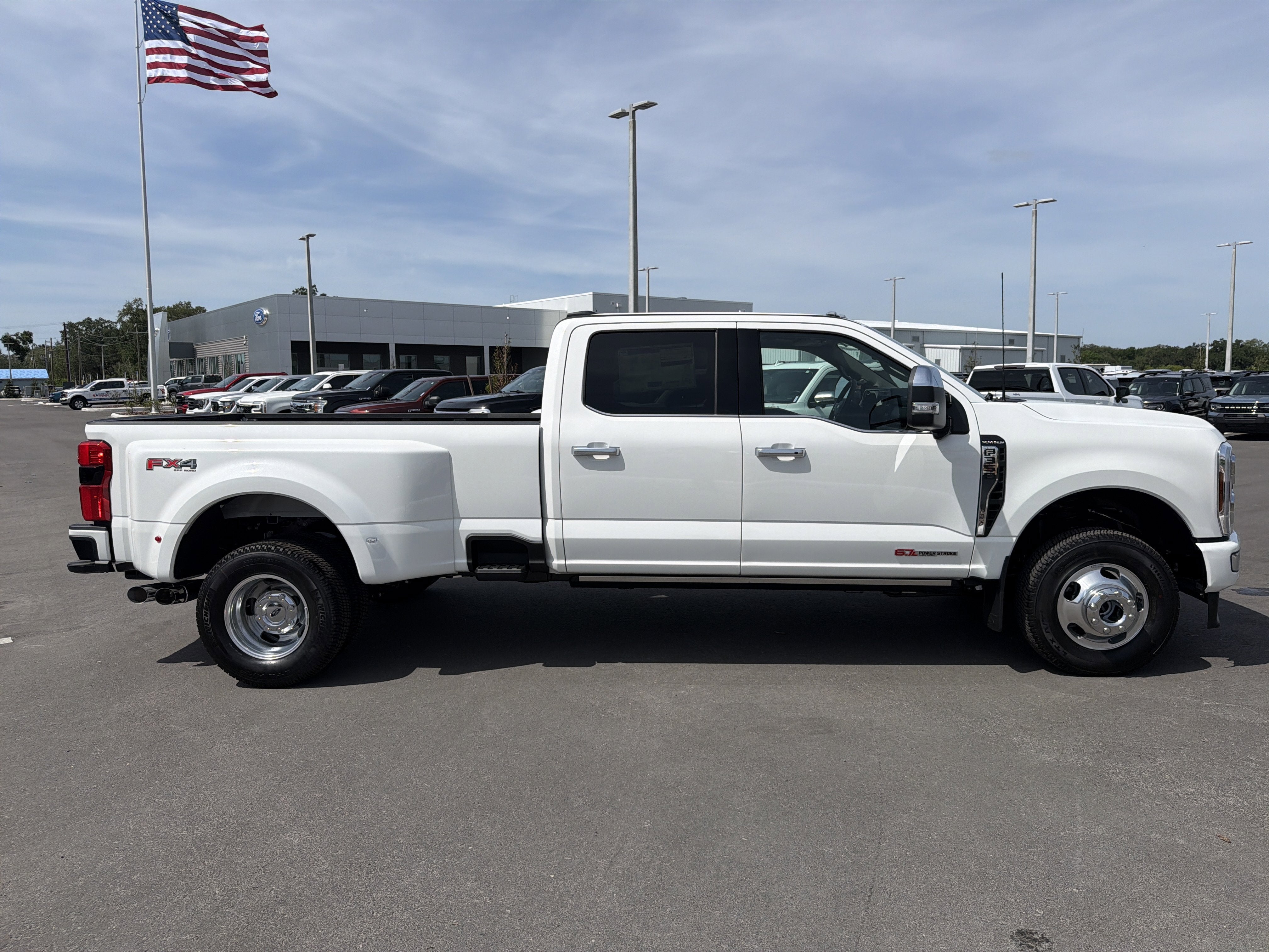2026 Ford F-350SD Platinum DRW