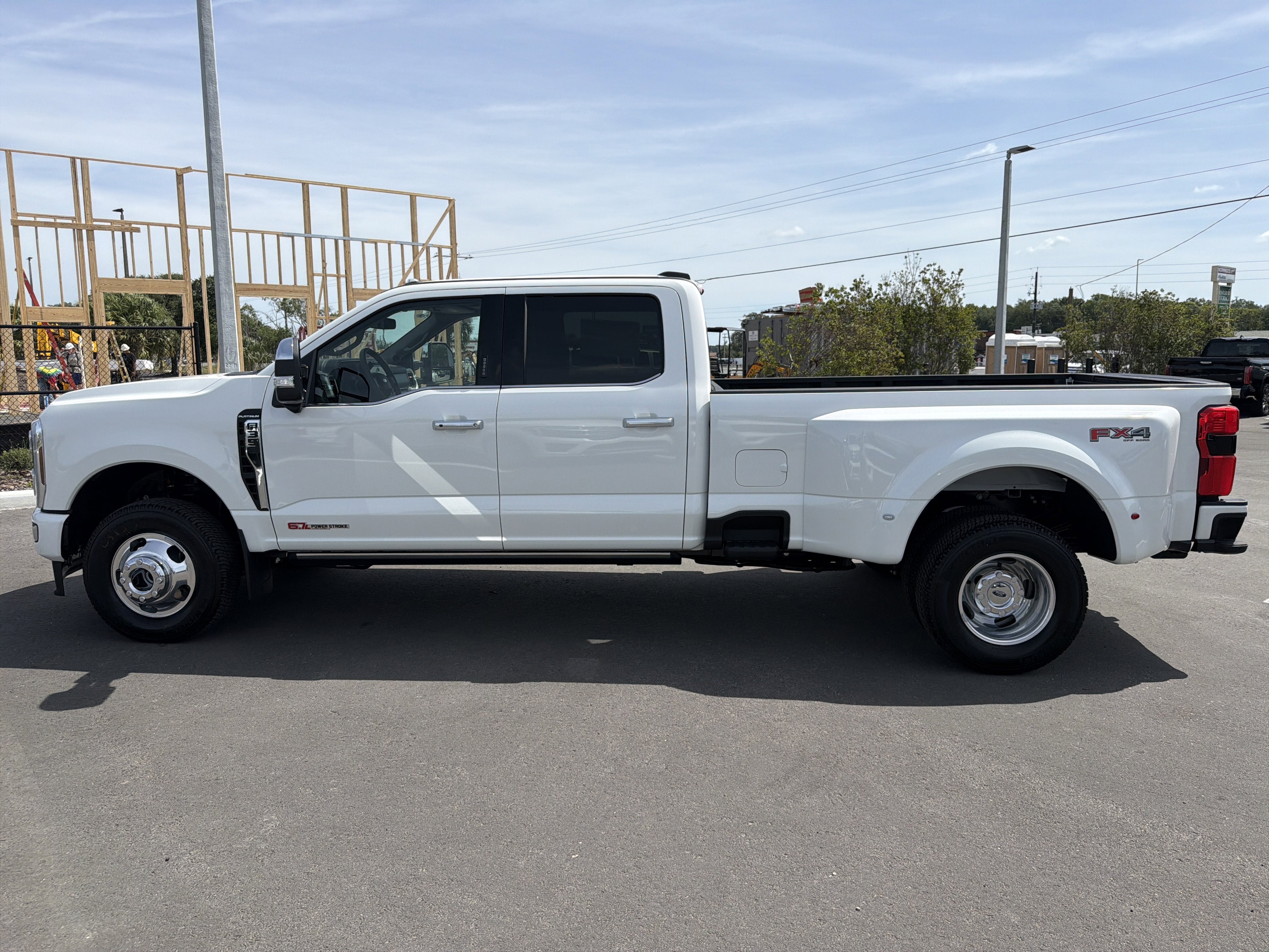 2026 Ford F-350SD Platinum DRW