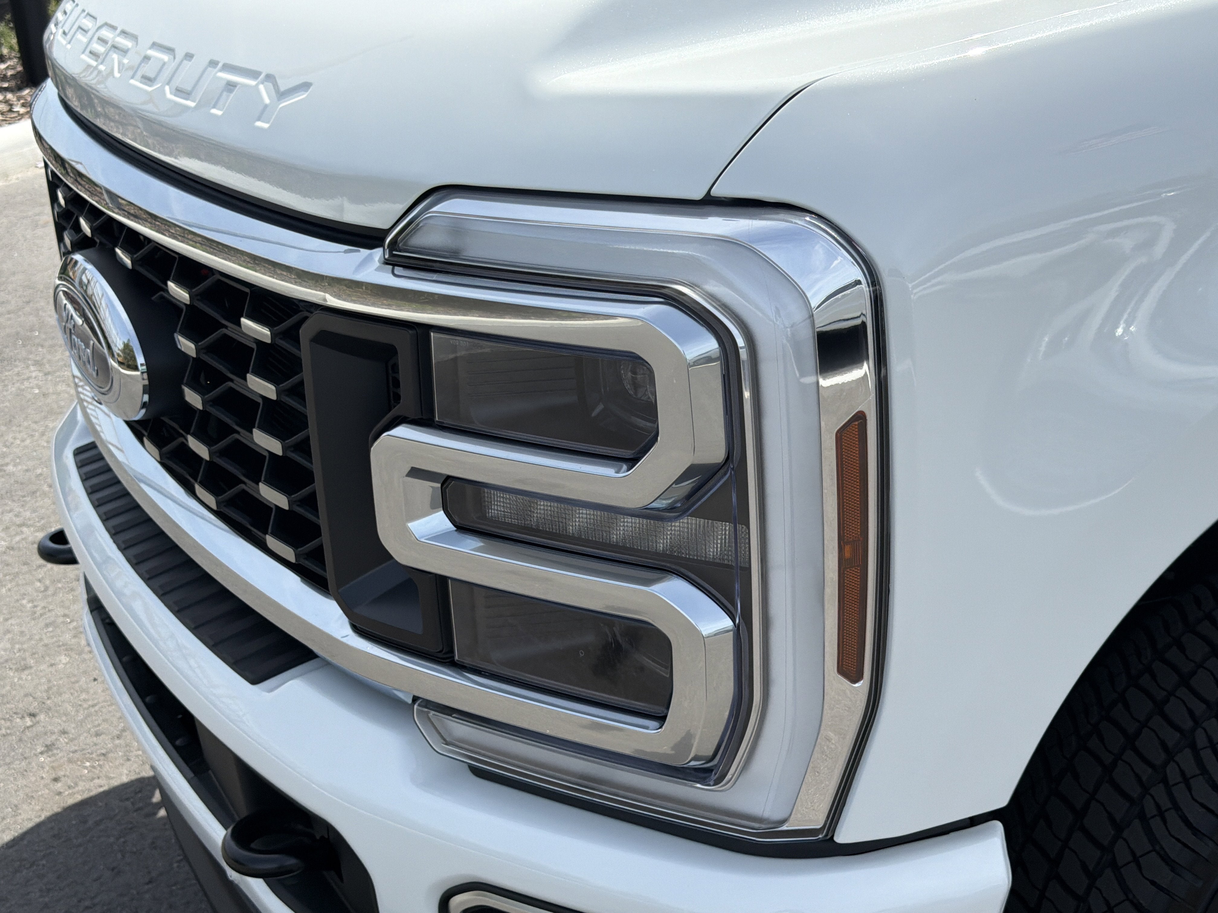 2026 Ford F-350SD Platinum DRW