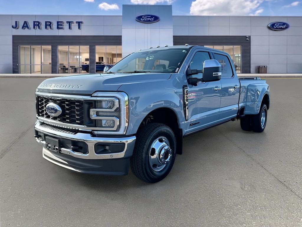 2026 Ford F-350SD Lariat DRW