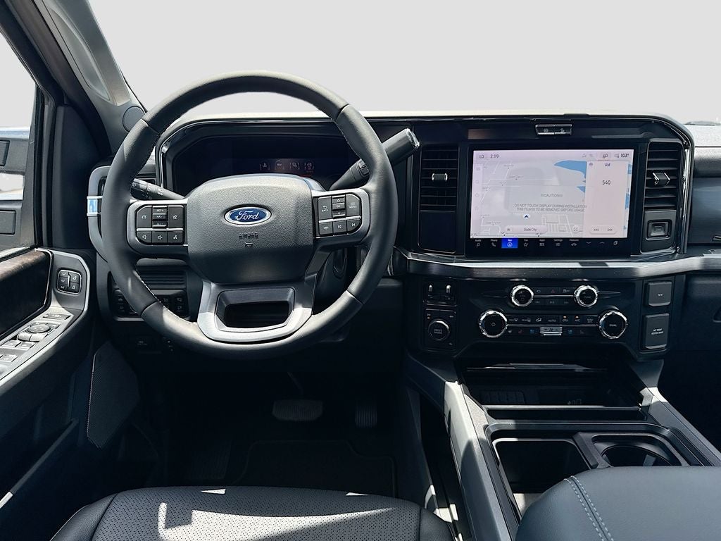 2026 Ford F-350SD Lariat DRW