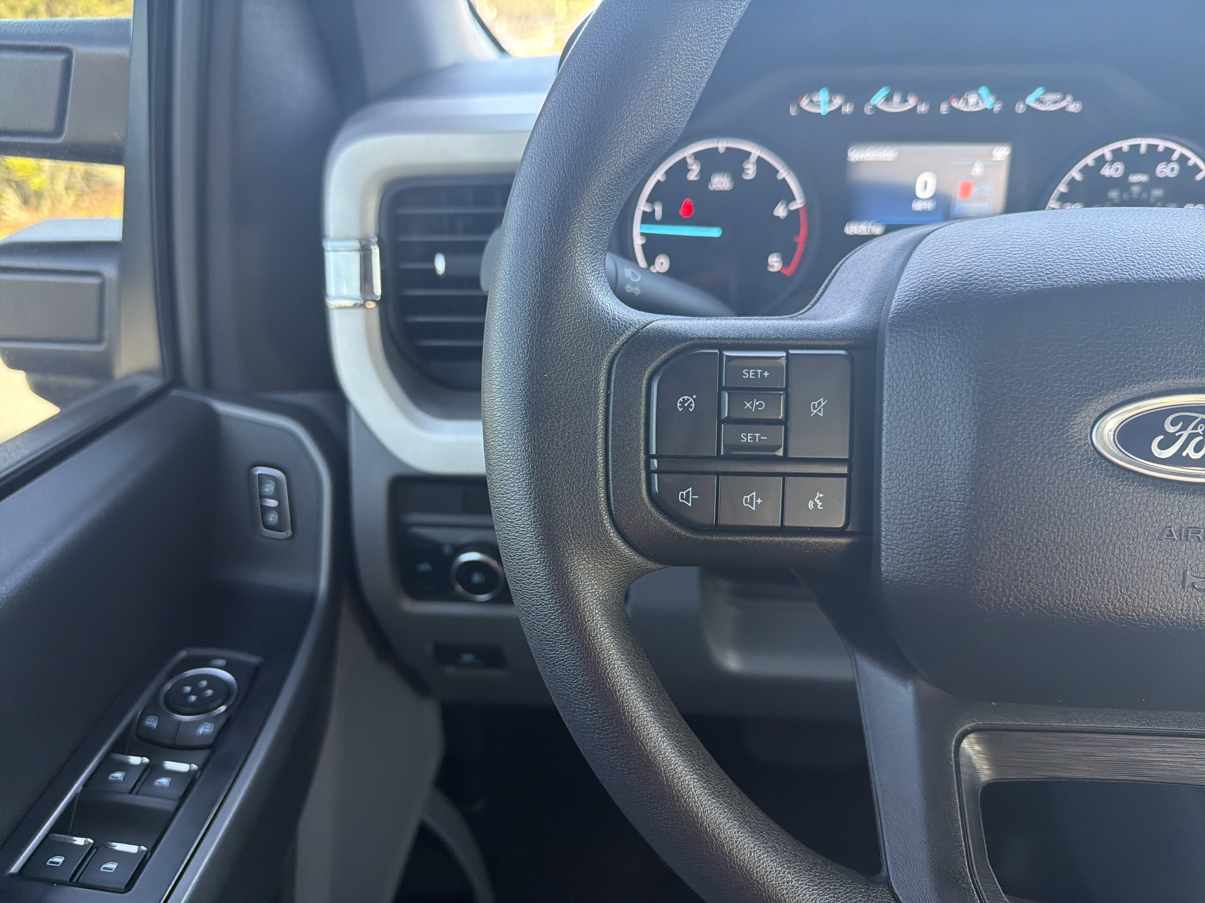 2024 Ford F-350SD XLT DRW