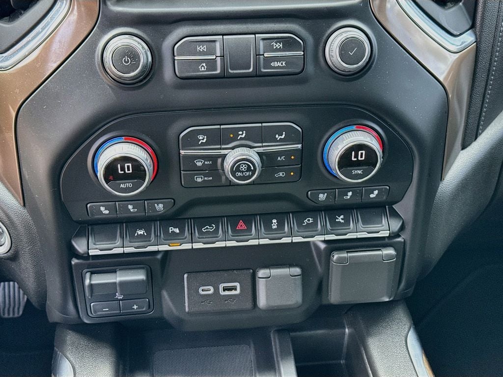 2022 Chevrolet Silverado 1500 LTD High Country
