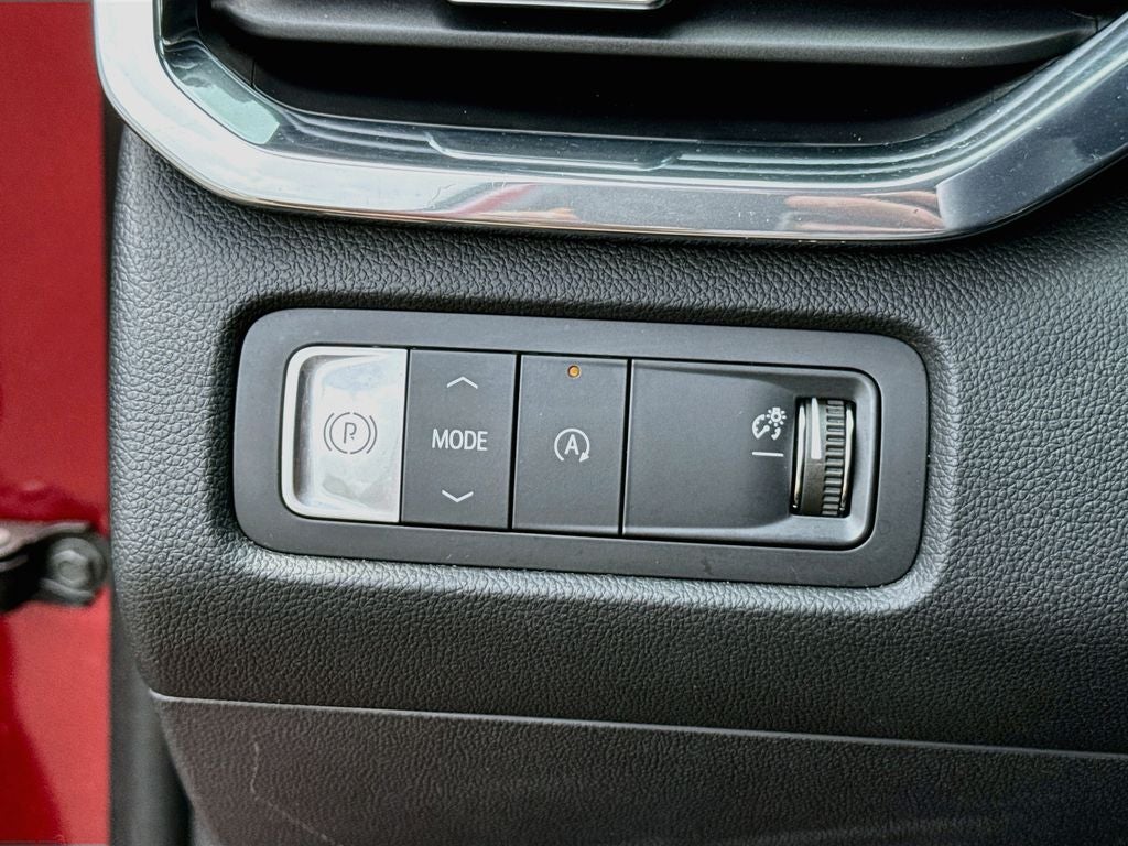 2024 GMC Acadia Elevation