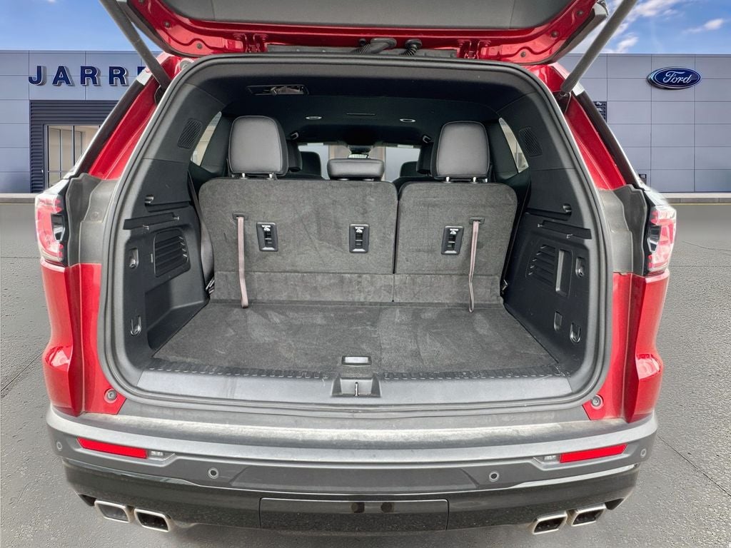 2024 GMC Acadia Elevation