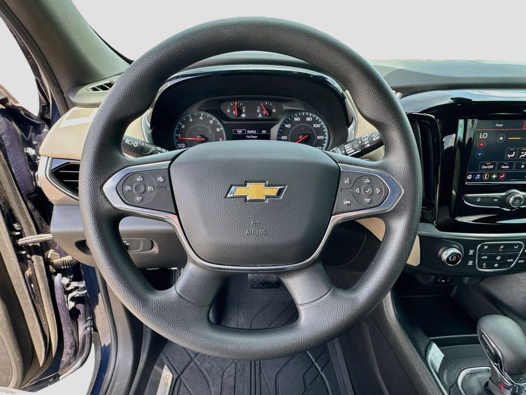 2022 Chevrolet Traverse LS