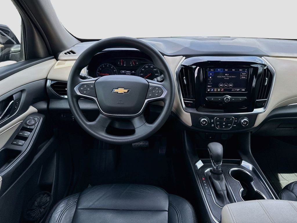 2022 Chevrolet Traverse LS