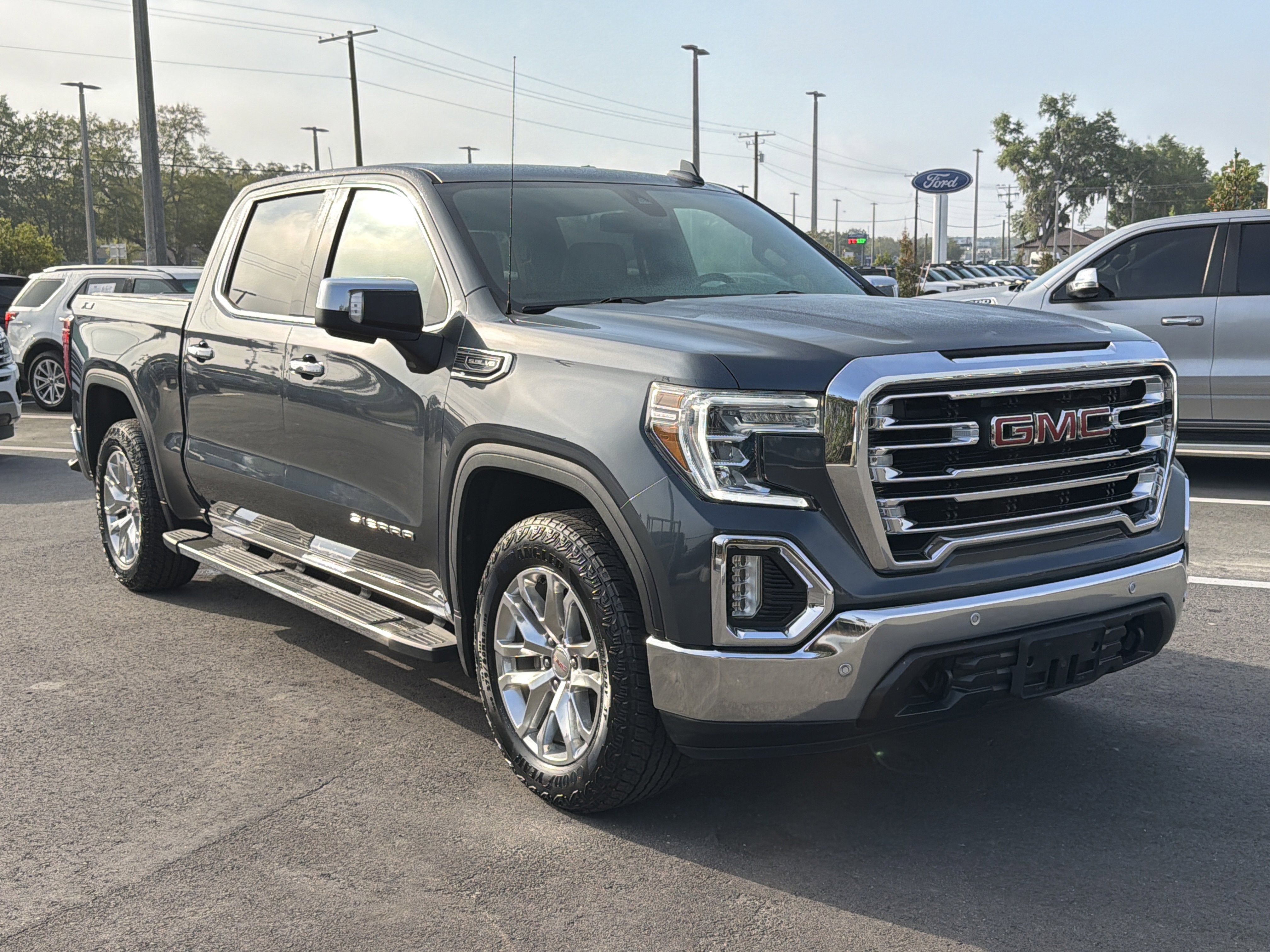 2021 GMC Sierra 1500 SLT