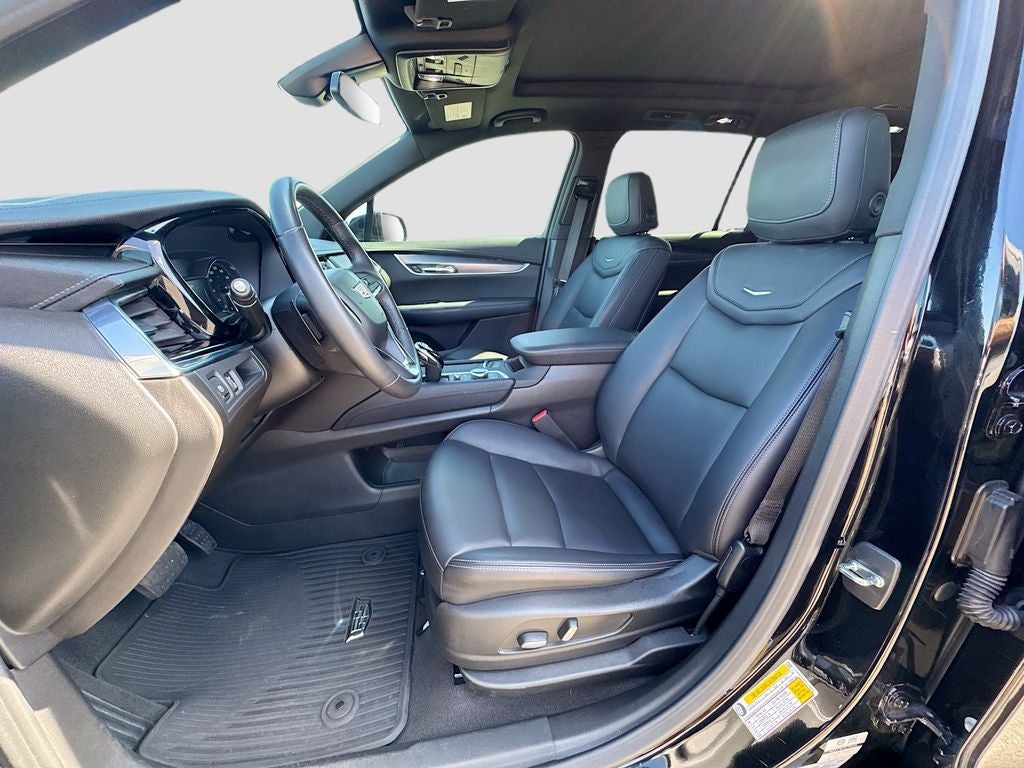 2023 Cadillac XT6 Luxury