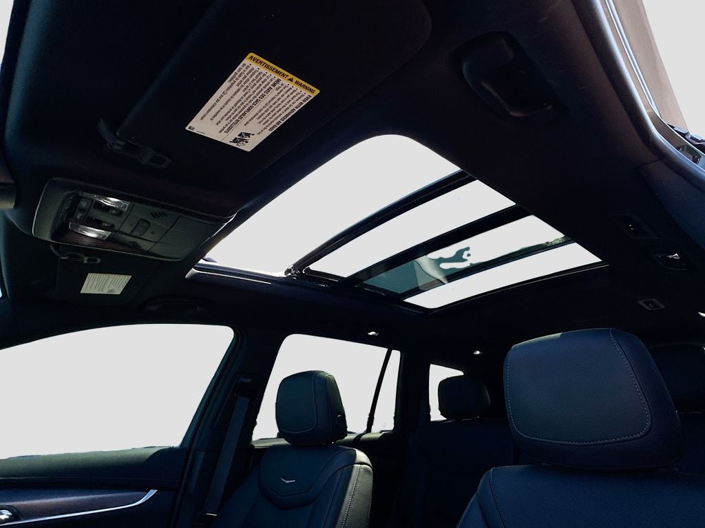 2023 Cadillac XT6 Luxury