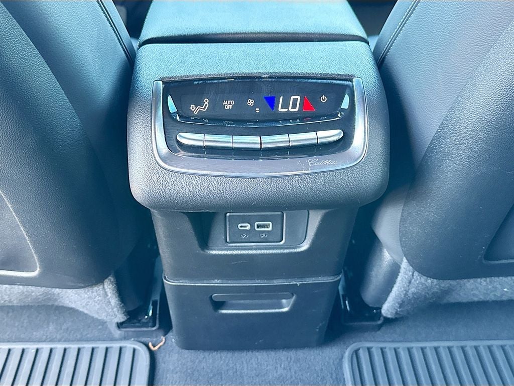 2023 Cadillac XT6 Luxury