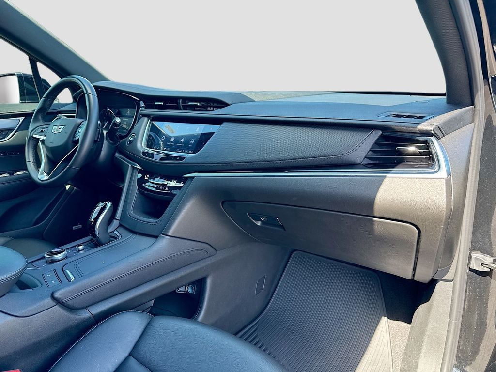 2023 Cadillac XT6 Luxury