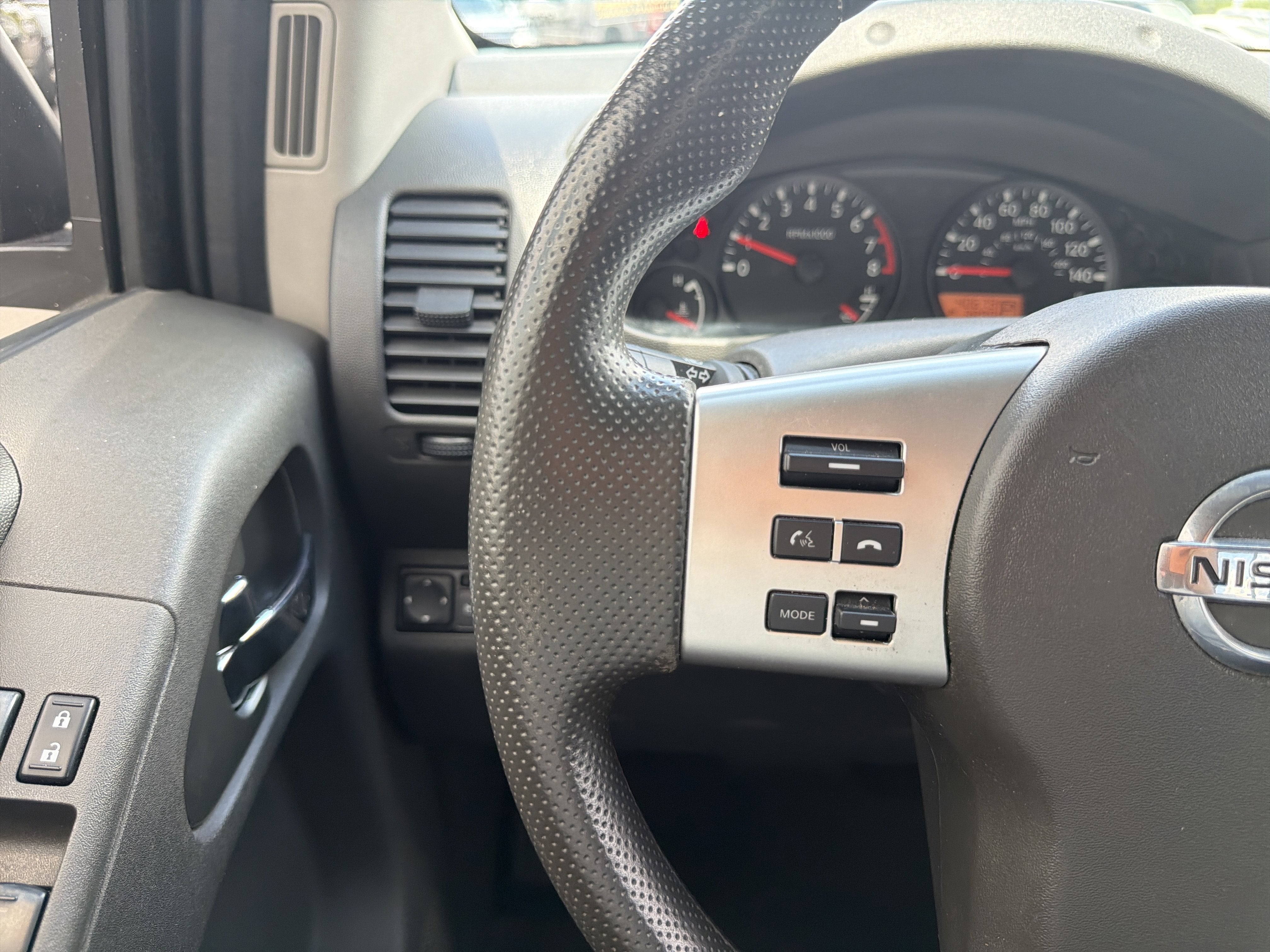 2017 Nissan Frontier SV I4