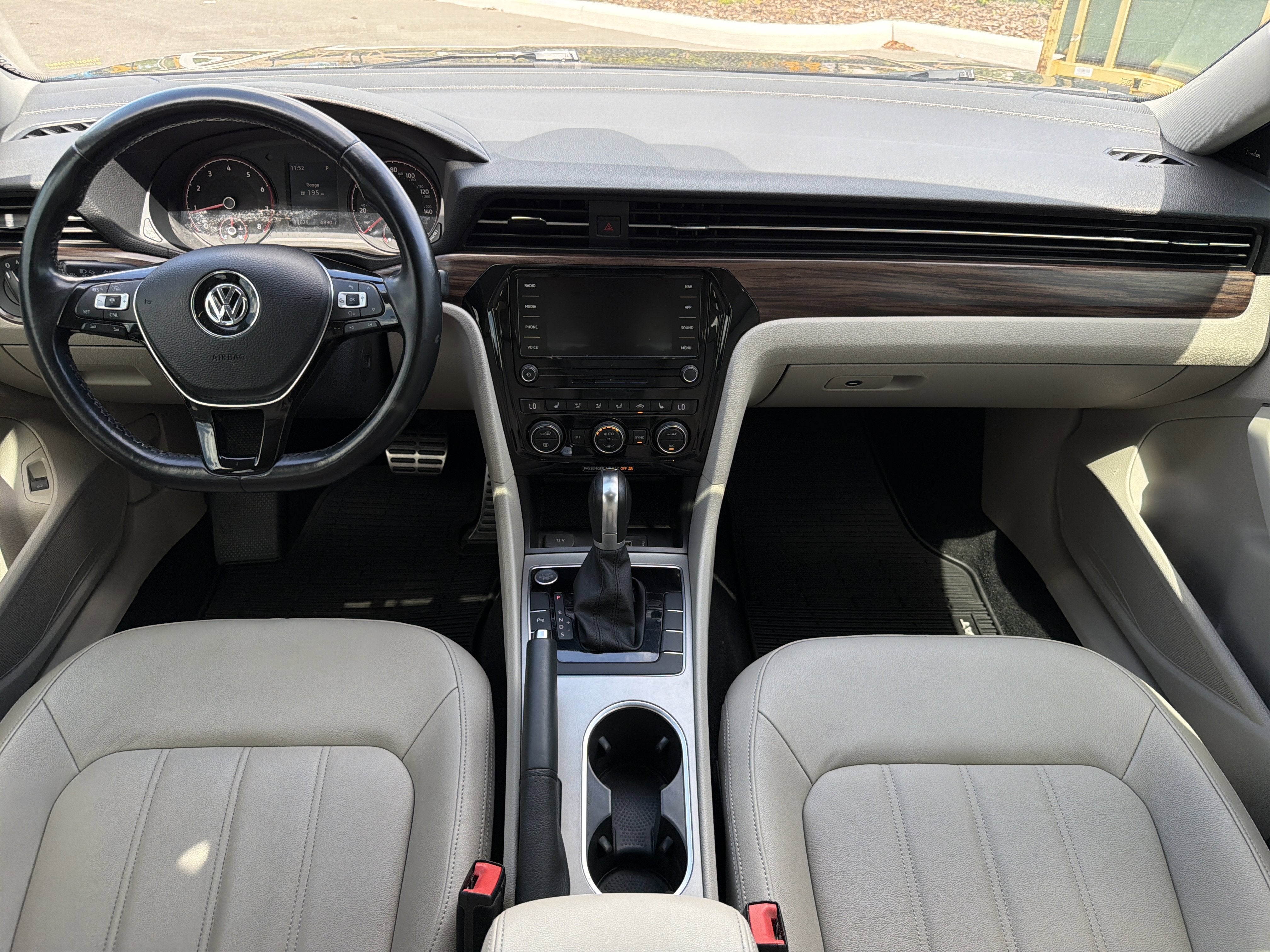 2020 Volkswagen Passat 2.0T SEL