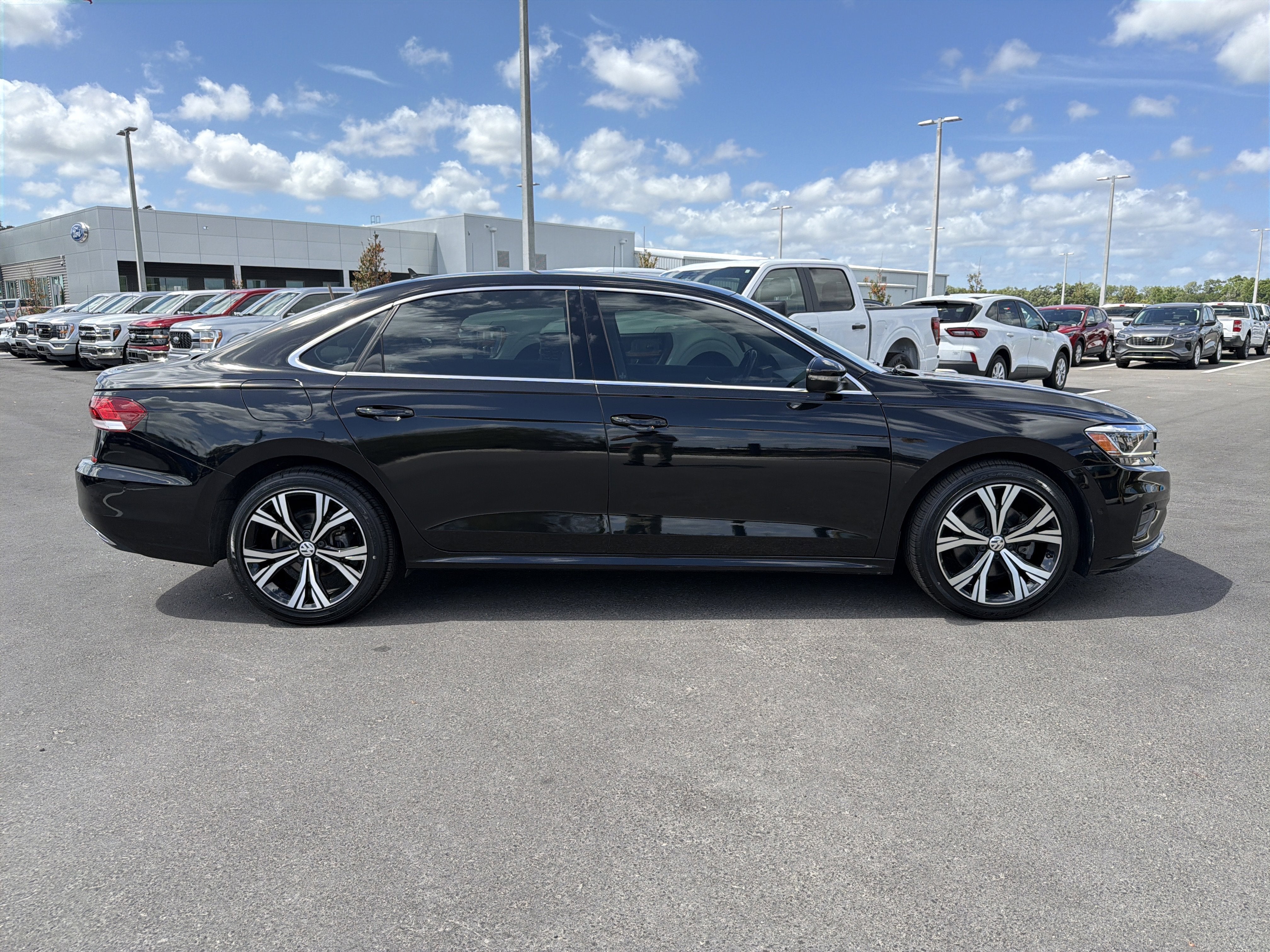 2020 Volkswagen Passat 2.0T SEL