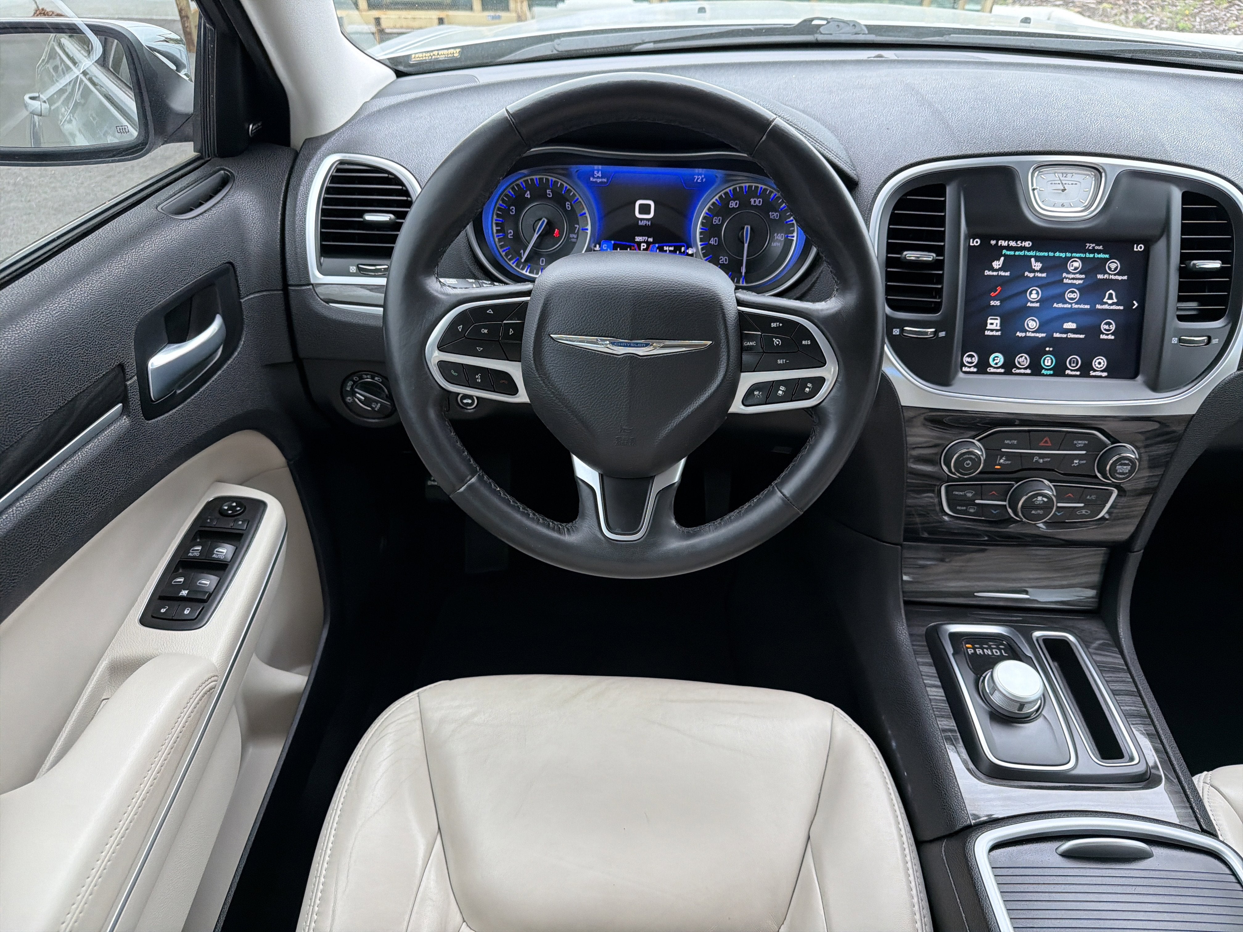 2021 Chrysler 300 Touring