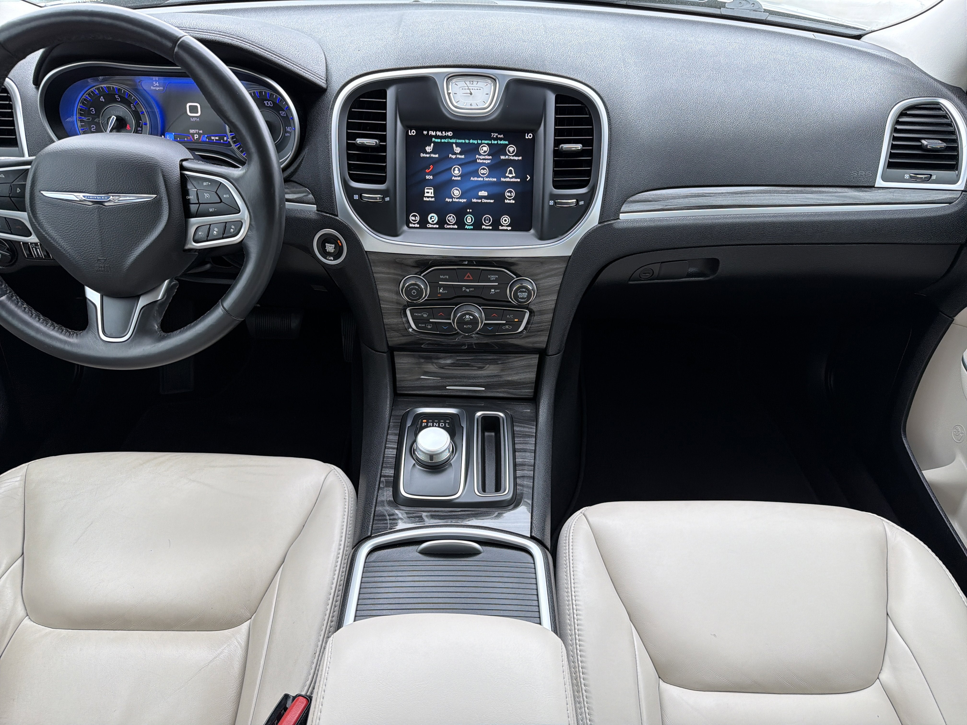 2021 Chrysler 300 Touring