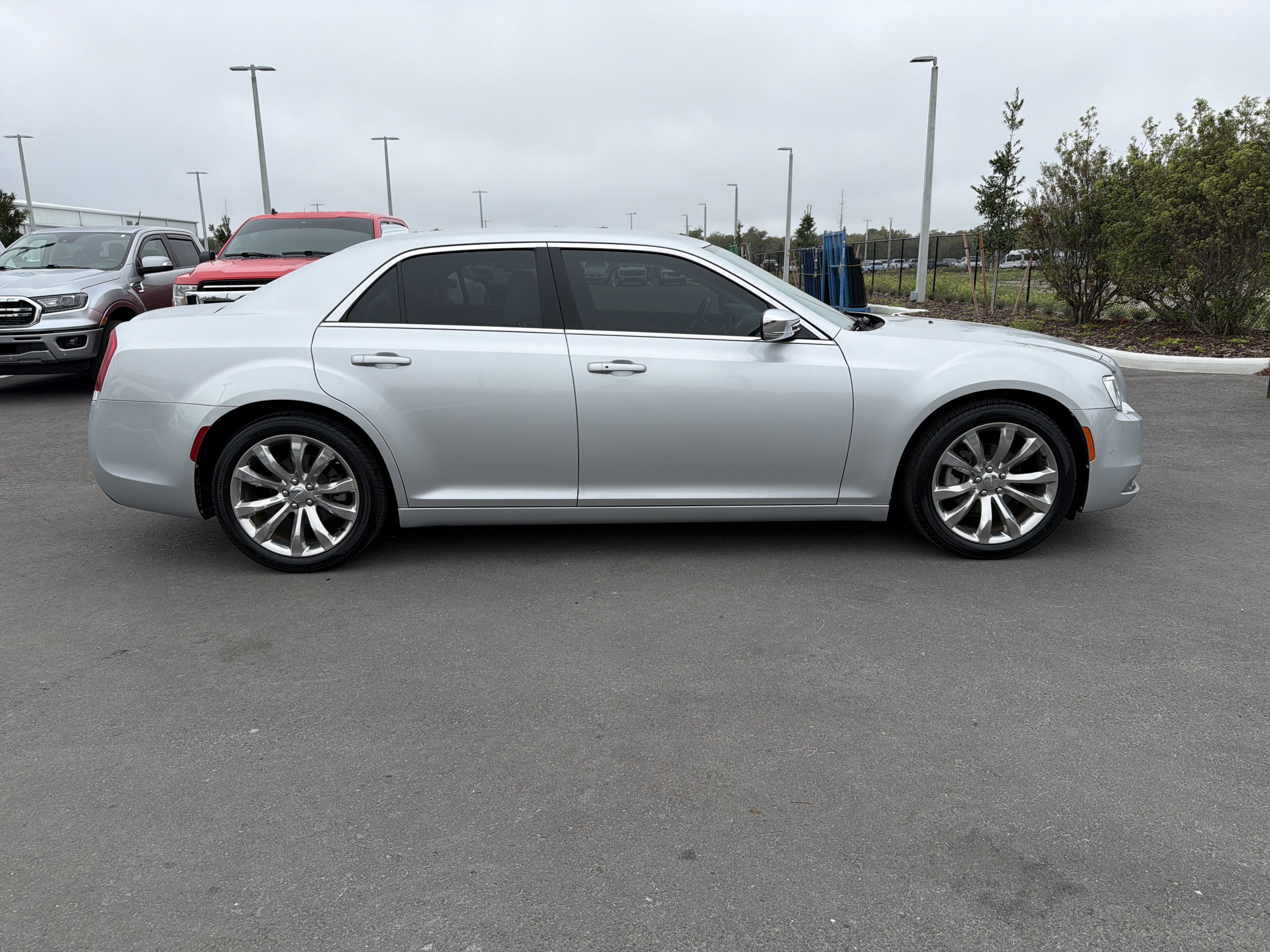 2021 Chrysler 300 Touring