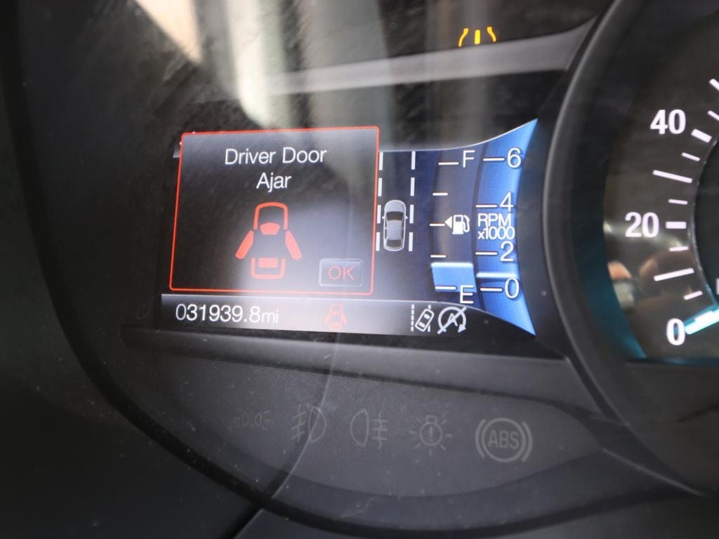 2023 Ford Edge SE