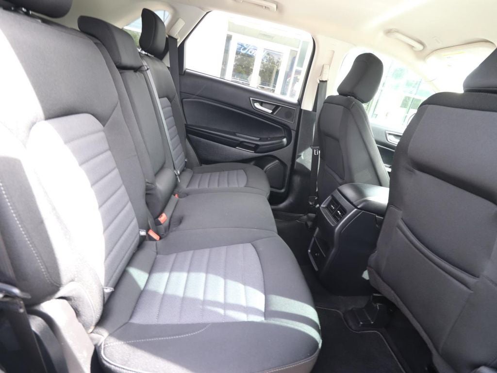 2023 Ford Edge SE