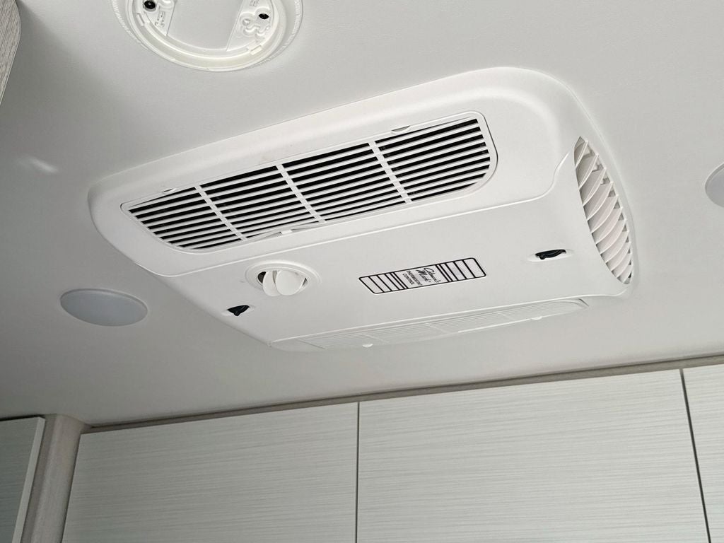 2025 RAM ProMaster 1500 Base