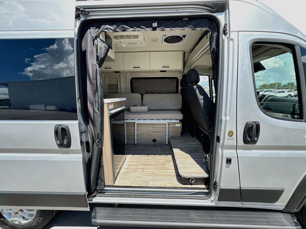 2025 RAM ProMaster 1500 Base