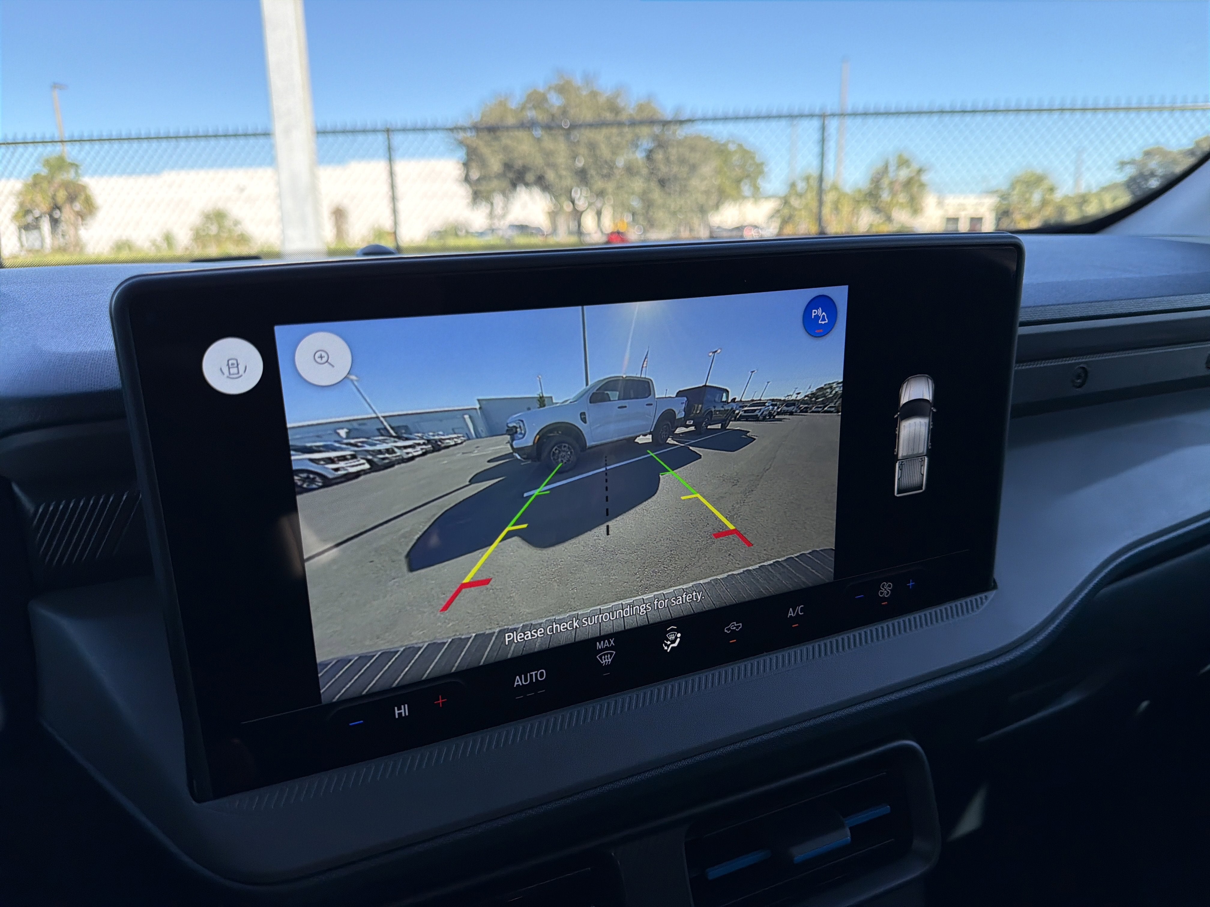 2026 Ford Maverick Lobo Standard