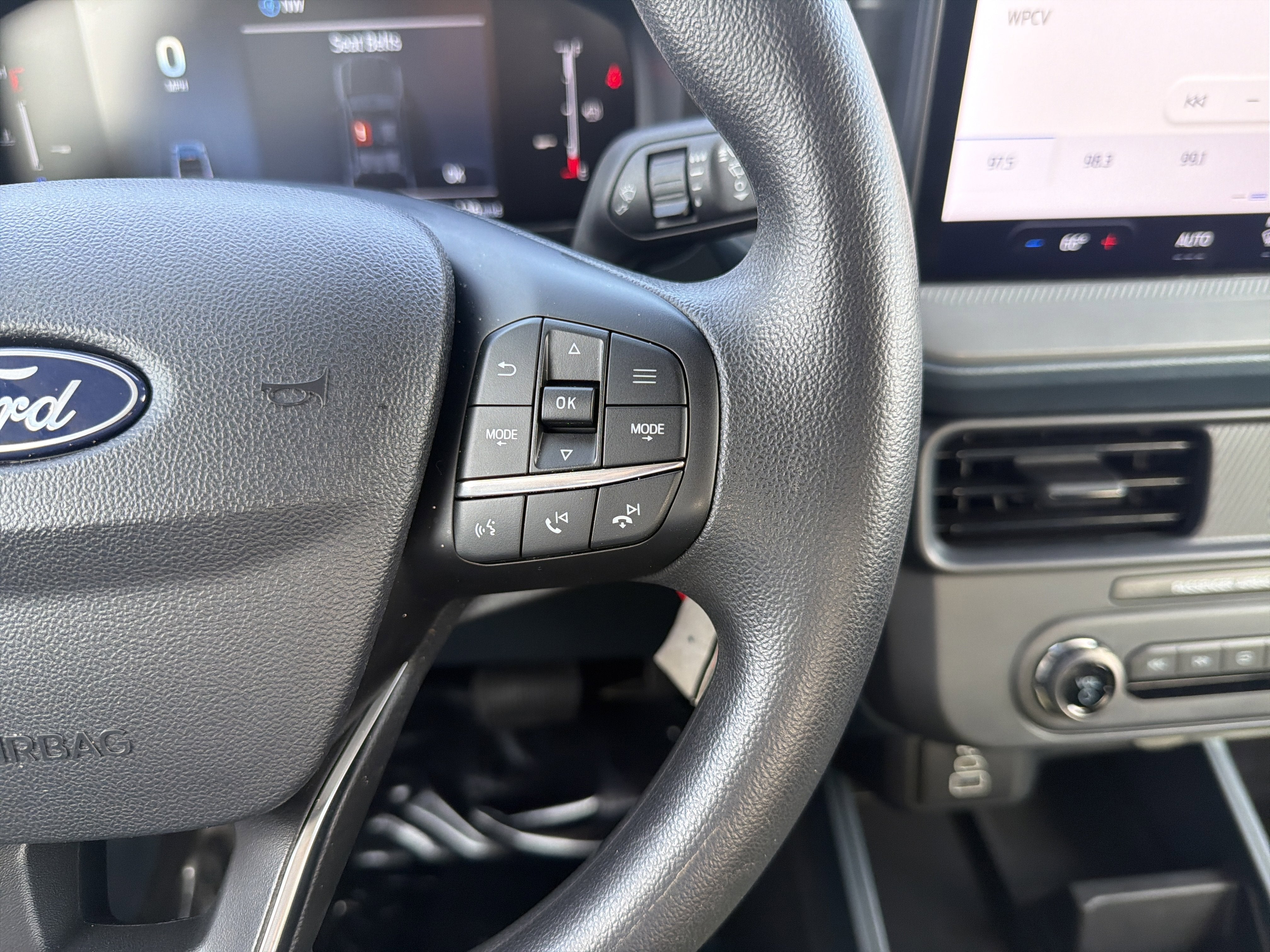 2025 Ford Maverick XL