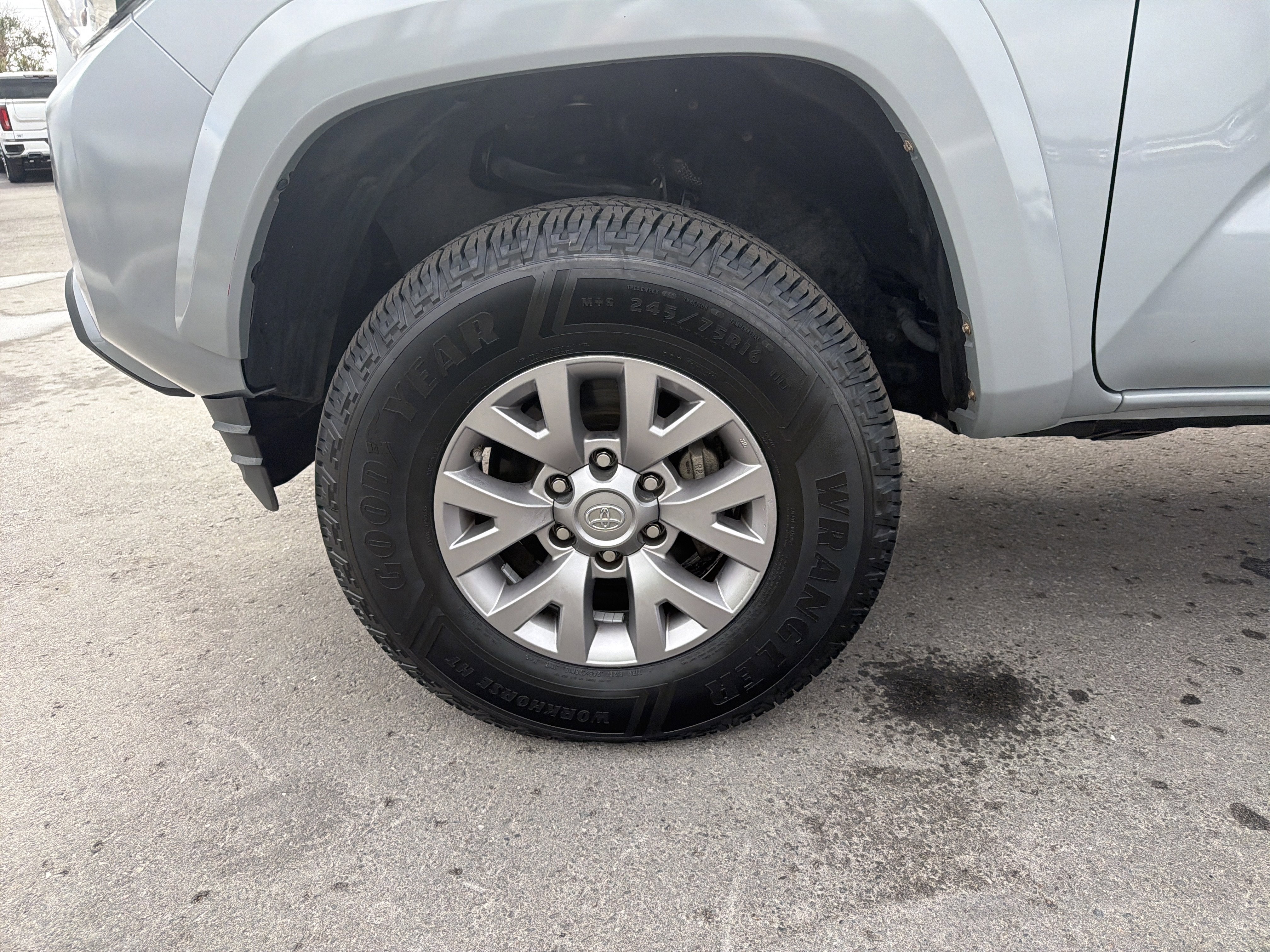 2019 Toyota Tacoma SR5 V6