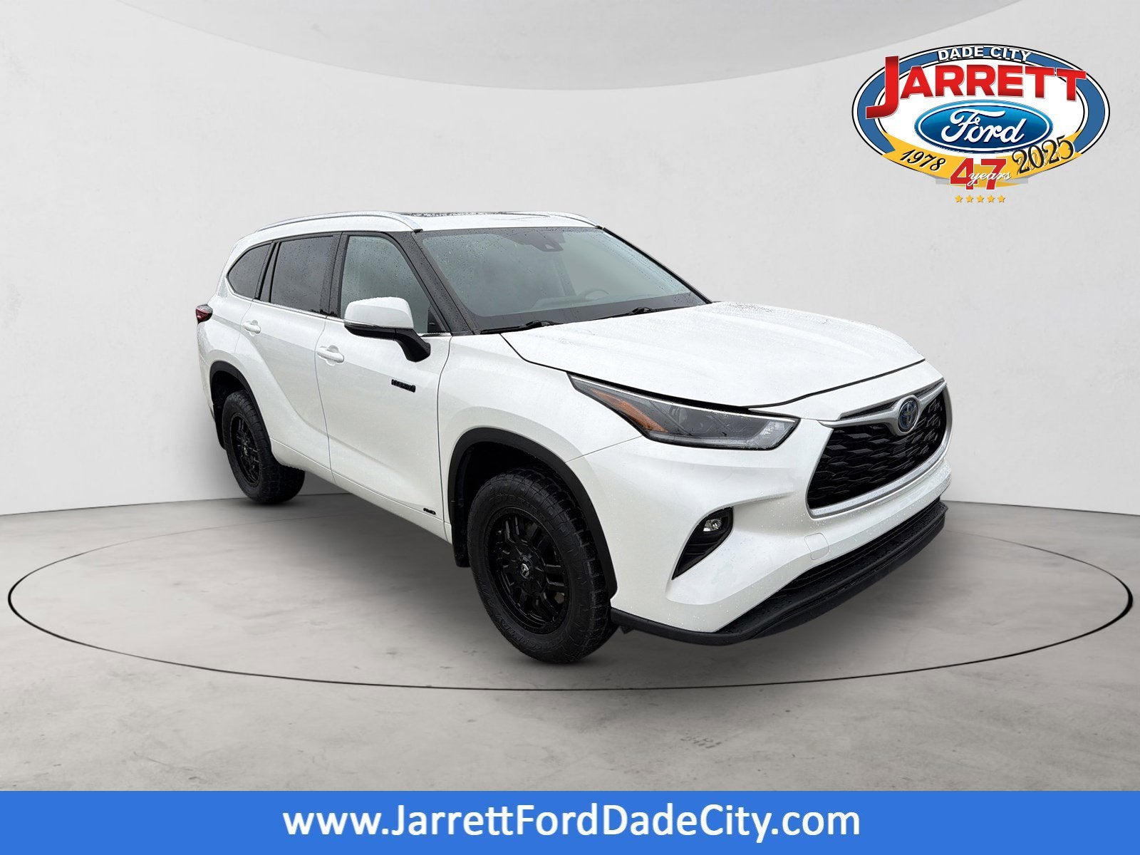 2021 Toyota Highlander Hybrid XLE